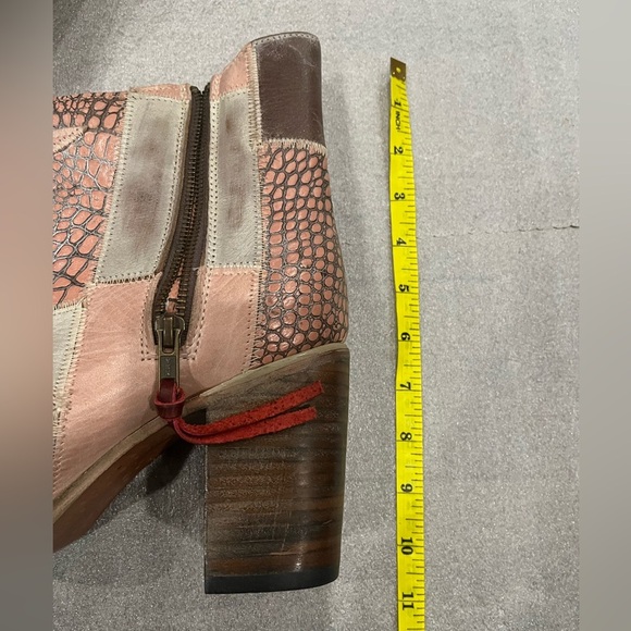 [12]Freebird Patchwork Flower Petal Leather Boots - Picture 7 of 7